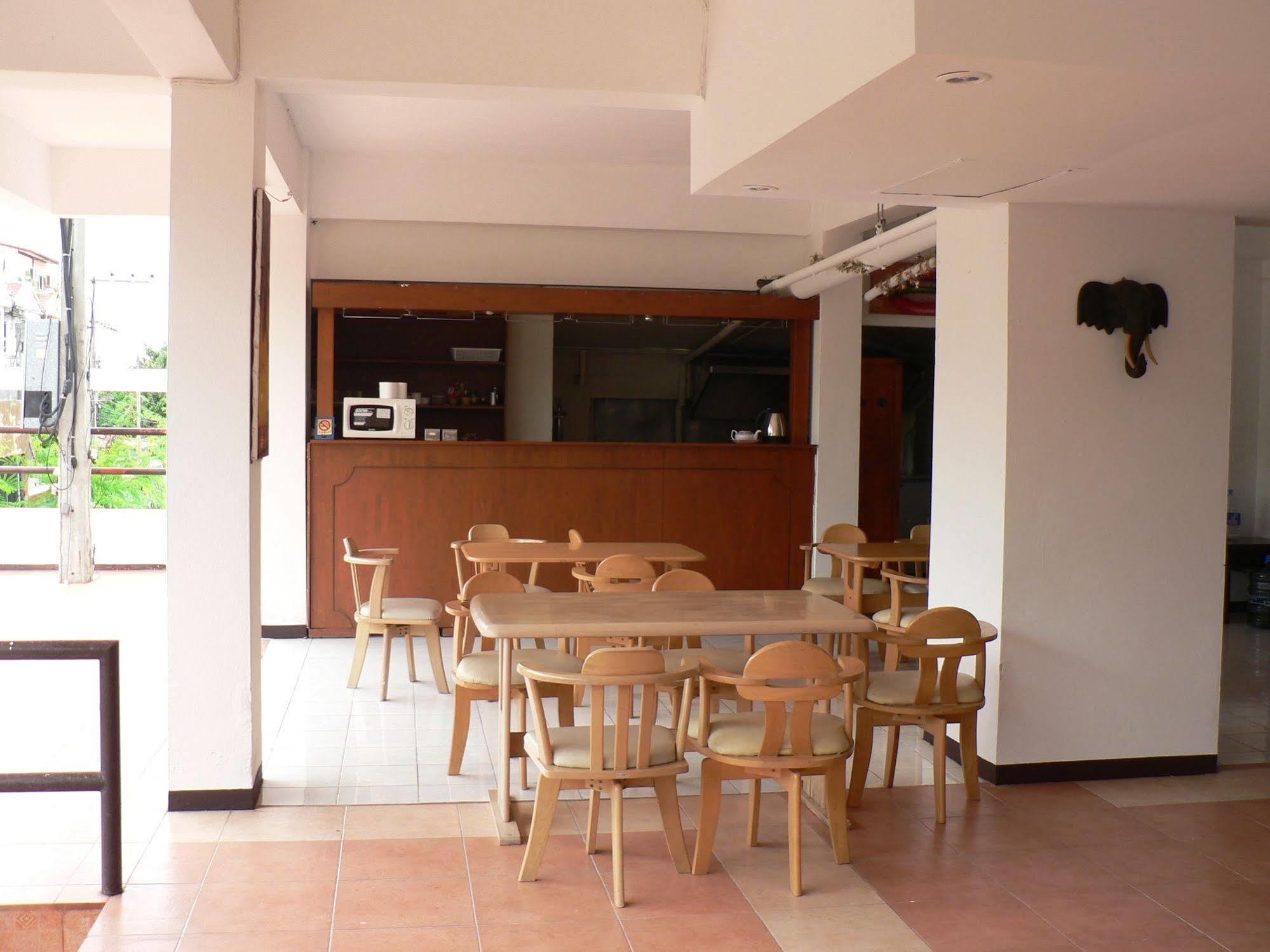 Paramita Pattaya Dış mekan fotoğraf